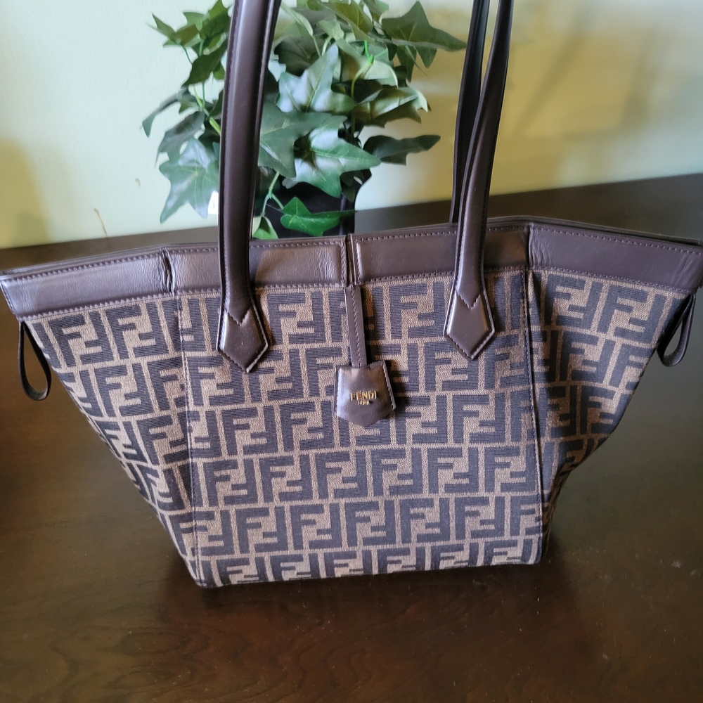 Fendi Brown and Tan Women's Tote Bag DUST BAG INCLUDED